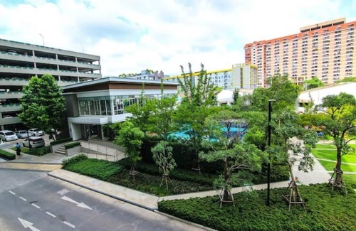 Hua Mak Copropriété | Condo Lumpini Ville Ramkhamhaeng 60, MRT Lam Sali