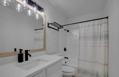 Riverside Appartement | Condo near downtown Austin!