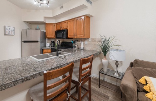 Lago Vista Copropriété | Votre escapade romantique vous attend! Offrez-vous ce charmant condo - Séjournez 6 nuits, obtenez la 7e gratuitement!