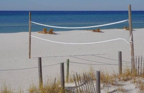 Panama City Beach Station Balnéaire | Condo-style Fully Furnished Accommodations With Beachfront and Upscale Amenities
