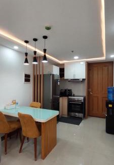 Pallocan Appartement | Condo Unit at One Pontefino Tower Unit 706