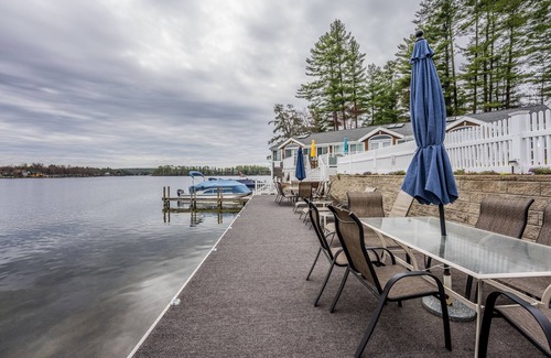 Winnisquam Copropriété | Condo with a VIEW of Winnisquam from your bed~ bring your boat/jet ski