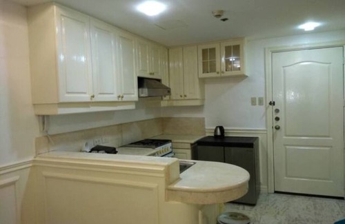 Ermita Night District Appartement | Condo With balcony and Bay View, Baywatch Tower, Malate, Manila
