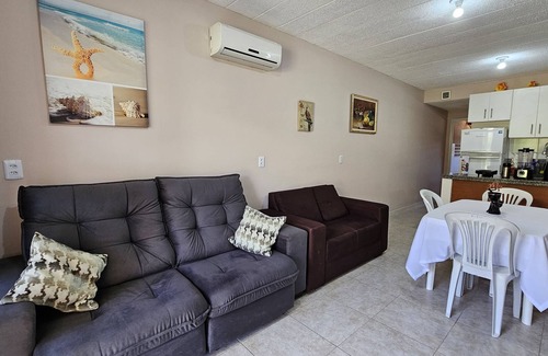 Arembepe Appartement | Condomínio Frente mar pé na Área, Piscinas Naturais! Casa Térreo Aconchegante