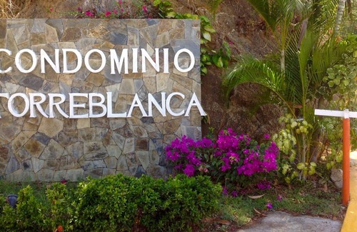 Puerto Marques Copropriété | Condominio Torreblanca Cabo Marquez