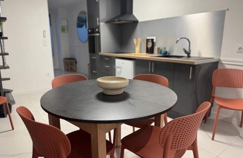 Bazadais Maison | Confort & Charme – Appartement avec Terrasse à Grignols