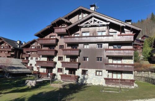 Meribel Village Appartement | Confortable 3 pièces 4 pers. face aux pistes avec accès piscine à Méribel Village - FR-1-411-618