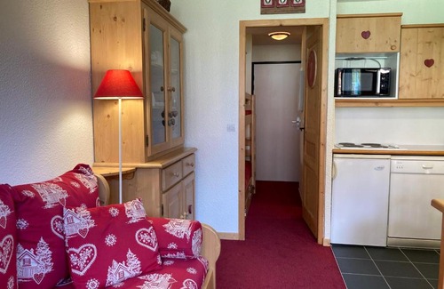 Avoriaz Appartement | Confortable Studio Cabine Montagne, Balcon Nord, Skis aux Pieds, Proche Centre Morzine - FR-1-634-68