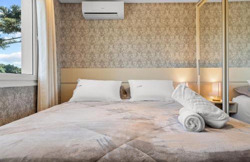 Dutra Appartement | Conforto a 500m do Super Carros by Achei Gramado