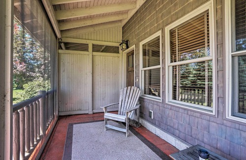 Conneaut Lakeshore Maison | Lac Conneaut Home w / Fire Pit 0. 7 Mi à la plage / parc