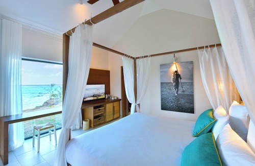 Coromandel Hôtel | Constance Tekoma. Rodrigues