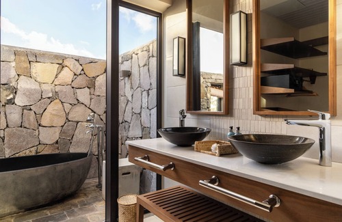 Coromandel Hôtel | Constance Tekoma. Rodrigues