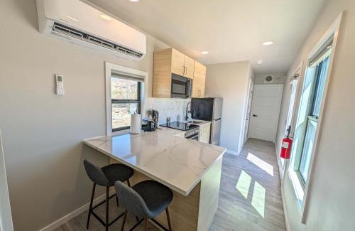 Study Butte-Terlingua Appartement | Container Home at Stardust Big Bend 5 min from Park