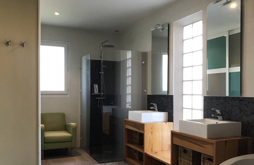 Saint-Mathieu-de-Treviers Villa | Villa contemporaine 175 m² Pic Saint Loup jardin 3000m²