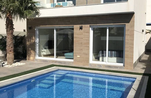 Los Imbernones Villa | Villa neuve contemporaine avec piscine privée et proche des plages