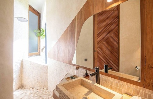 Pererenan Hôtel | Luxurious 1-BR Loft with Art Deco Flair Shared Pool