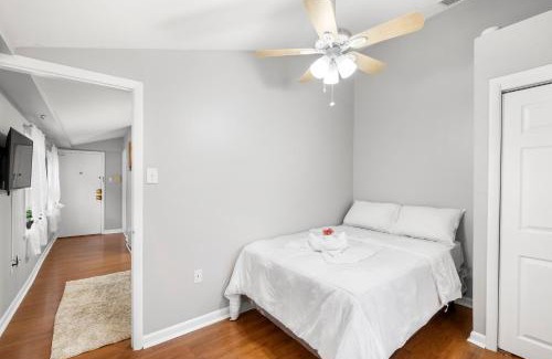Bella Vista Appartement | Contemporary 1br Urban Retreat