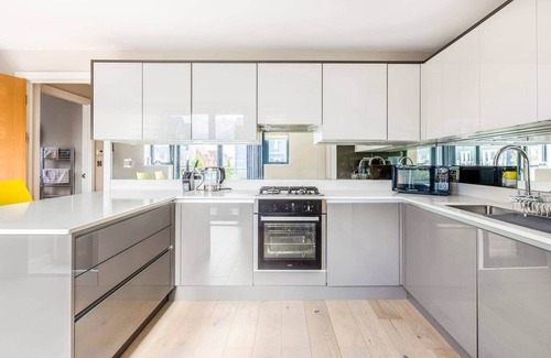 Wickford Maison | Contemporary 3 Bedroom Fully Detached Town House