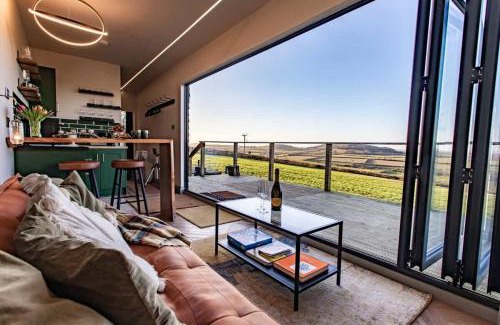 Newton St Loe Maison | Contemporary Container with hot tub