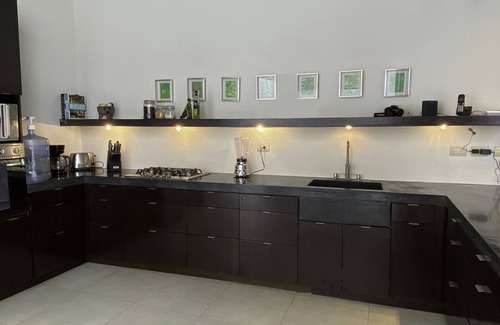 Centro Maison | Contemporary Elegance in Historic Downtown