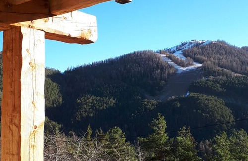 Saint-Dalmas Chalet De Ski | Chalet familial et contemporain à 2 mn de la station de ski "La Colmiane"