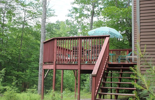 Pittsfield Cabine | Oak Leaf Lodge at graylag Cabins