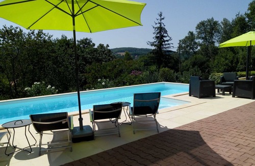 Pujols Appartement | Appartement contemporain spacieux au bord de la piscine, PISCINE PRIVÉE, jardin clos