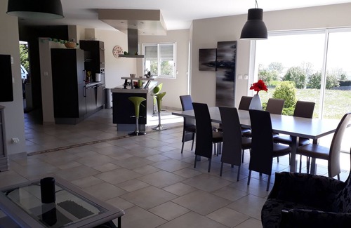 Saint-Flour Maison | Maison contemporaire à la campagne
