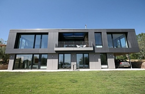Montelaguardia Villa | Maison moderne dans les collines ombriennes avec architecture et écotechnologie supérieures, piscine