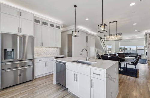 Farmers Branch Maison | Contemporary Luxury Smart Home with Rooftop Oasis