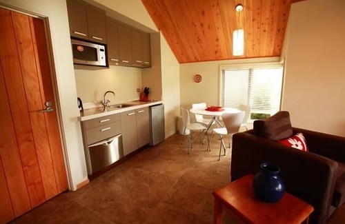 Lake Okareka Cottage | Cottage détendue contemporain sur 100 acres