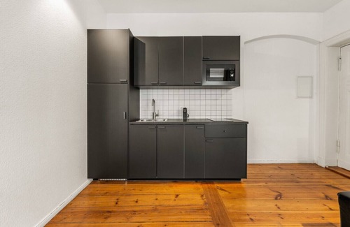 Friedrichshain Appartement | Contemporary Studio Mooeve 8