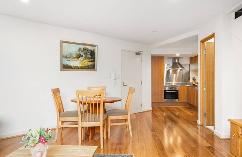 Subiaco Appartement | Contemporary Subi Apartment with all Amenities!