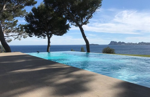 La Ciotat Villa | Villa Contemporaine Vue mer Panoramique sur la Baie de la Ciotat