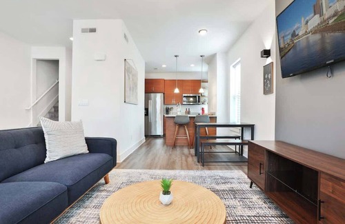 Near East Columbus Maison | Contemporary Vintage Home (Near Downtown!)