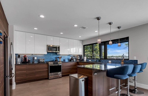 Belmar Maison | Contemporary waterfront home with breathtaking views, minutes from the shore