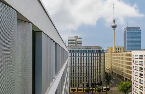 Mitte Hôtel | Convenience Meets Comfort! Enjoy Our Centrally Located Hotel Near Alexanderplatz