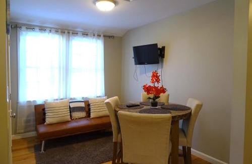 Everett Appartement | Convenient 2 bed Apt in Everett a Short Walk to Encore