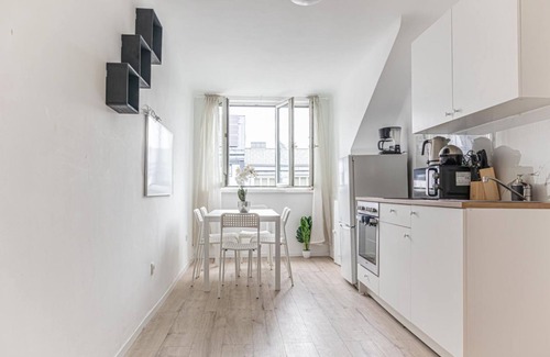 Meidling Appartement | Convenient 2BR Apt. Near U6 Station am Schöpfwerk