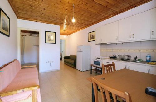 Myrina Appartement | Convenient Apartment in Limnos Near Port