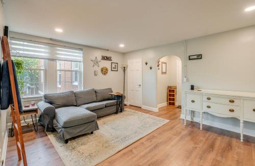 Arlington Heights Appartement | Convenient Arlington Condo about 4 Mi to National Mall