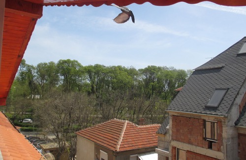 Burgas Appartement | Emplacement central et pratique en bord de mer au bord du jardin de la mer et de la plage à Burgas!