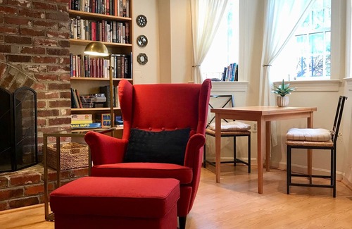 Stanton Park Appartement | Comfortable, convenient 1BR Capitol Hill apartment nr US Capitol, Union Station