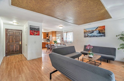 East San Jose Maison | Convenient Location/ Cozy - Free Wifi/Laundry/Parkings/AC/Heater/