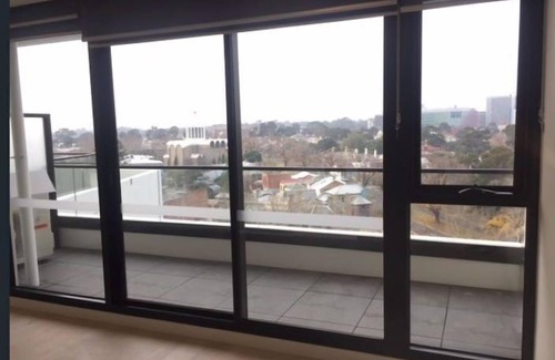 North Melbourne Appartement | Convenient, quiet spot, in North Melbourne, only minutes into the CBD.