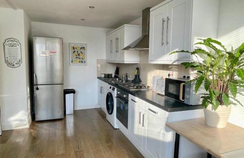 Andover Appartement | Convenient quiet flat with parking