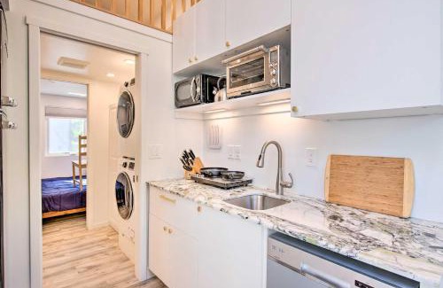 South Salt Lake Maison | Convenient Salt Lake Tiny Home with Chic Interior!