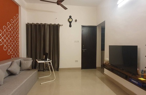 Arumbakkam Appartement | Cozy Home with 2-bedroom and all amenities in central Chennai