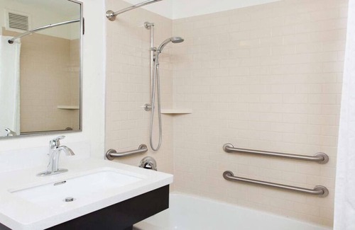 Santa Clara Station Balnéaire | Convenient Silicon Valley Accommodation! Stuite with Private Full Kitchen!