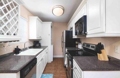 Oxford Maison | Convenient to campus and The Square